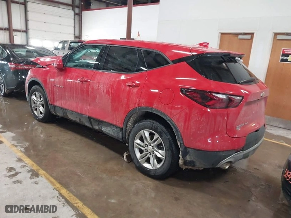 2021 Chevrolet Blazer LT with VIN 3GNKBHRS4MS520813, listed as a IAAI auction lot 41095904 with 85,184 mi miles. Bid and sale history available at carsss.com. Image 3.