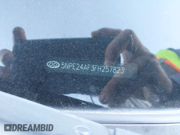 2015 Hyundai Sonata 2.4L SE with VIN 5NPE24AF3FH257823, listed as a IAAI auction lot 41226098 with 101,043 mi miles. Bid and sale history available at carsss.com. Image 9.