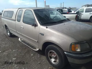 1997 Ford F-150 with VIN 1FTDX17W6VKB77743, listed as a IAAI auction lot 42633936 with 111,152 mi miles and . Bid and sale history available at DreamBid. Image 1.