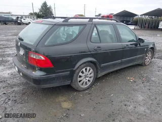 2003 Saab 9-5 Linear Sport with VIN YS3EB59E633010345, listed as a IAAI auction lot 41583139 with 134,862 mi miles. Bid and sale history available at carsss.com. Image 4.