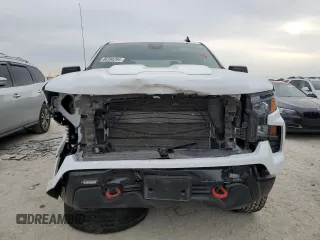 2024 Chevrolet Silverado 1500 Custom Trail Boss with VIN 3GCUDCED6RG353449, listed as a Copart auction lot 86390294 with 12,540 mi miles and Salvage Title. Bid and sale history available at carsss.com. Image 5.