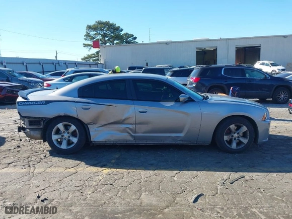 2014 Dodge Charger SE with VIN 2C3CDXBG8EH192960, listed as a IAAI auction lot 41231127 with 184,647 mi miles. Bid and sale history available at carsss.com. Image 13.