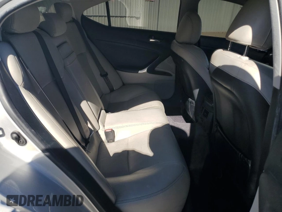 2009 Lexus IS 250 z VIN JTHCK262595030377, wystawiony jako Copart lot #53465685 z przebiegiem 130 757 mil mil oraz Szkoda całkowita • Salvage title. Historia ofert i sprzedaży dostępna na DreamBid. Obrazek 10.