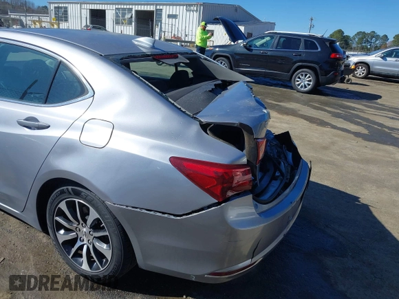 2015 Acura TLX z VIN 19UUB1F33FA011663, wystawiony jako IAAI lot #41705051 z przebiegiem 248 768 mil mil oraz . Historia ofert i sprzedaży dostępna na DreamBid. Obrazek 18.