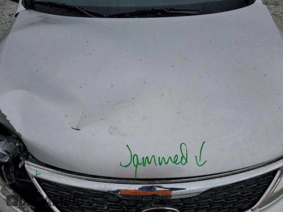 2014 Kia Sorento LX with VIN 5XYKT3A60EG507664, listed as a Copart auction lot 51163345 with 116,423 mi miles and Salvage Title. Bid and sale history available at carsss.com. Image 12.