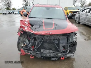 2020 Jeep Grand Cherokee Trailhawk with VIN 1C4RJFLG0LC116964, listed as a Copart auction lot 46117625 with 125,796 mi miles and Salvage title. Bid and sale history available at DreamBid. Image 5.