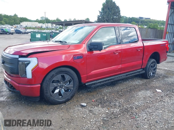 2024 Ford F-150 Lightning Flash z VIN 1FT6W3L7XRWG02773, wystawiony jako IAAI lot #42266067 z przebiegiem 7 256 mil mil oraz . Historia ofert i sprzedaży dostępna na DreamBid. Obrazek 20.