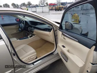 2014 Lexus ES 350 with VIN JTHBK1GG7E2105544, listed as a IAAI auction lot 41731416 with 101,483 mi miles. Bid and sale history available at carsss.com. Image 5.