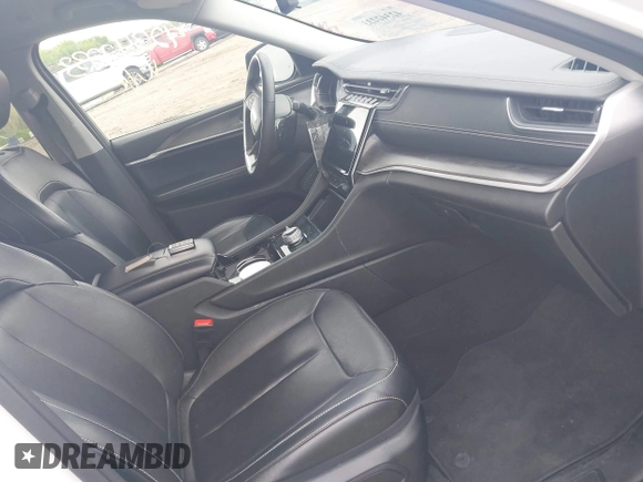 2023 Jeep Grand Cherokee Limited z VIN 1C4RJHBG8PC518881, wystawiony jako IAAI lot #42342233 z przebiegiem 58 773 mil mil oraz . Historia ofert i sprzedaży dostępna na DreamBid. Obrazek 5.