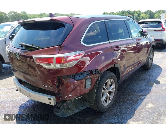 2015 Toyota Highlander XLE z VIN 5TDJKRFH3FS200862, wystawiony jako IAAI lot #42435728 z przebiegiem 100 821 mil mil oraz . Historia ofert i sprzedaży dostępna na DreamBid. Obrazek 4.