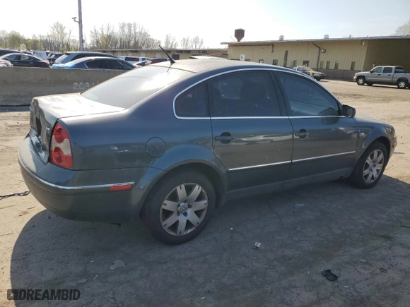 2003 Volkswagen Passat GLX with VIN WVWRH63B73P341214, listed as a Copart auction lot 54361985 with 164,489 mi miles and Salvage Title. Bid and sale history available at carsss.com. Image 3.