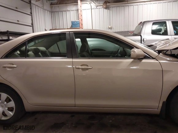2007 Toyota Camry CE with VIN 4T1BE46K47U022527, listed as a IAAI auction lot 41779921 with 52,788 mi miles. Bid and sale history available at carsss.com. Image 13.