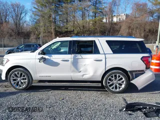 2019 Ford Expedition Max Platinum with VIN 1FMJK1MTXKEA53377, listed as a IAAI auction lot 41581972 with 68,022 mi miles and . Bid and sale history available at DreamBid. Image 14.