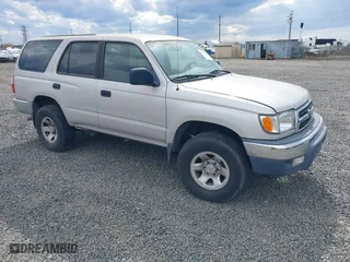 2000 Toyota 4Runner with VIN JT3GM84R7Y0068354, listed as a IAAI auction lot 41900188 with 232,102 mi miles. Bid and sale history available at carsss.com. Image 1.