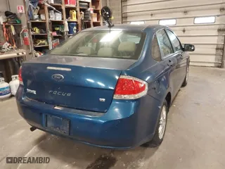 2009 Ford Focus SE with VIN 1FAHP35N09W245448, listed as a IAAI auction lot 41850771 with 233,531 mi miles. Bid and sale history available at carsss.com. Image 4.