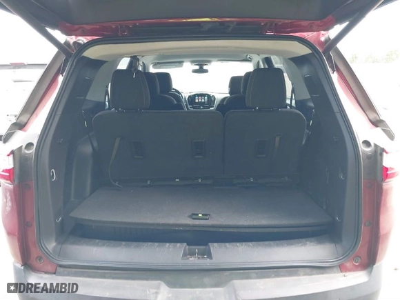 2019 Chevrolet Traverse LT Cloth with VIN 1GNERGKW9KJ259919, listed as a IAAI auction lot 40402725 with 114,645 mi miles. Bid and sale history available at carsss.com. Image 8.