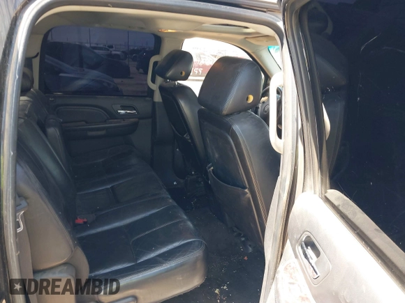 2008 GMC Sierra Denali z VIN 2GTEK638781311204, wystawiony jako IAAI lot #42078564 z przebiegiem 158 728 mil mil oraz . Historia ofert i sprzedaży dostępna na DreamBid. Obrazek 8.