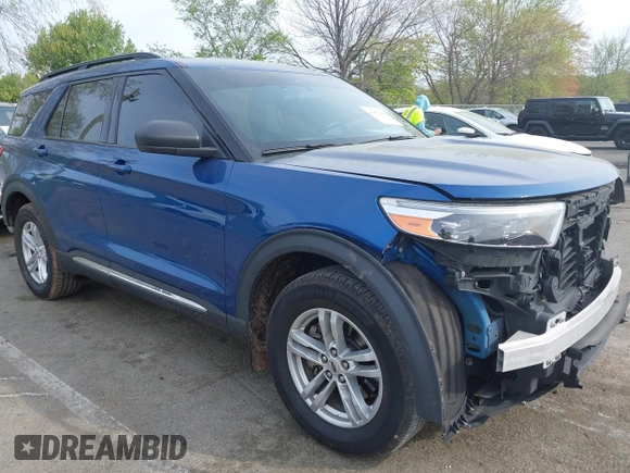 2020 Ford Explorer XLT z VIN 1FMSK8DH4LGB25267, wystawiony jako IAAI lot #42092228 z przebiegiem 105 532 mil mil oraz . Historia ofert i sprzedaży dostępna na DreamBid. Obrazek 1.