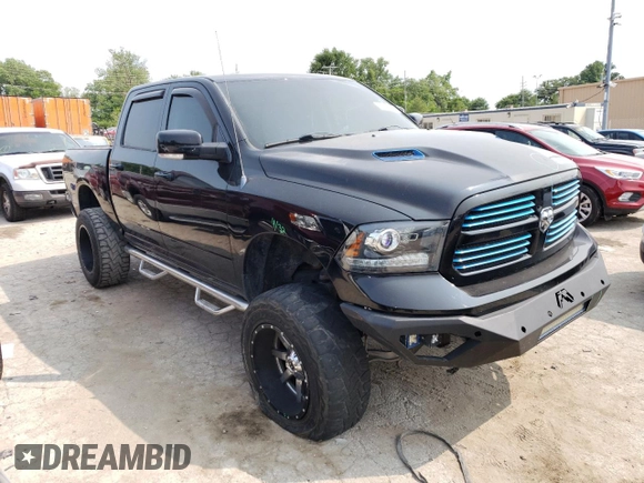 2013 Ram 1500 Sport с VIN 1C6RR7MT0DS722905, выставлен на аукционе Copart как лот 56303593 с пробегом 206 262 миль миль и Списание • Salvage title. История ставок и продаж доступна на DreamBid. Изображение 4.