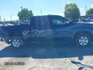 2020 Chevrolet Silverado 1500 LT z VIN 1GCUYDED0LZ330282, wystawiony jako IAAI lot #42091221 z przebiegiem 40 320 mil mil oraz . Historia ofert i sprzedaży dostępna na DreamBid. Obrazek 13.