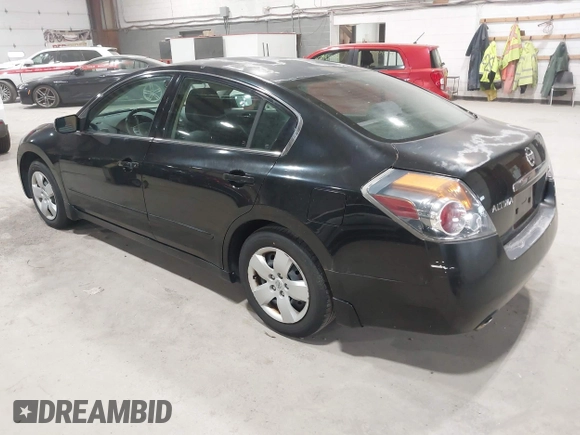 2008 Nissan Altima 2.5 SL with VIN 1N4AL21E58N407401, listed as a IAAI auction lot 42090251 with 131,757 mi miles. Bid and sale history available at carsss.com. Image 3.
