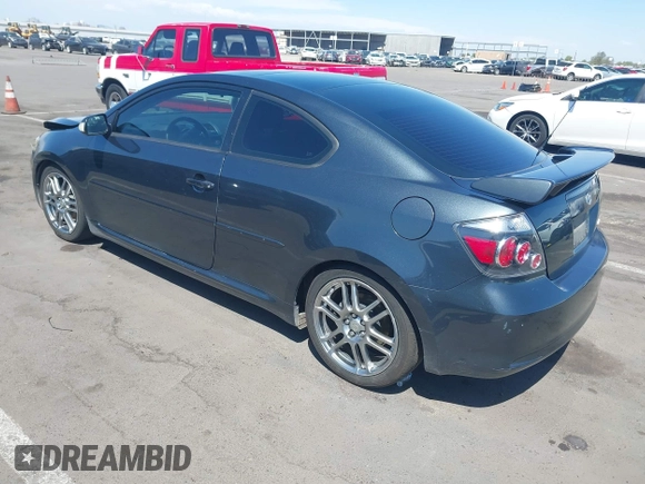 2010 Scion tC z VIN JTKDE3B77A0302913, wystawiony jako IAAI lot #42148963 z przebiegiem 117 394 mil mil oraz . Historia ofert i sprzedaży dostępna na DreamBid. Obrazek 3.