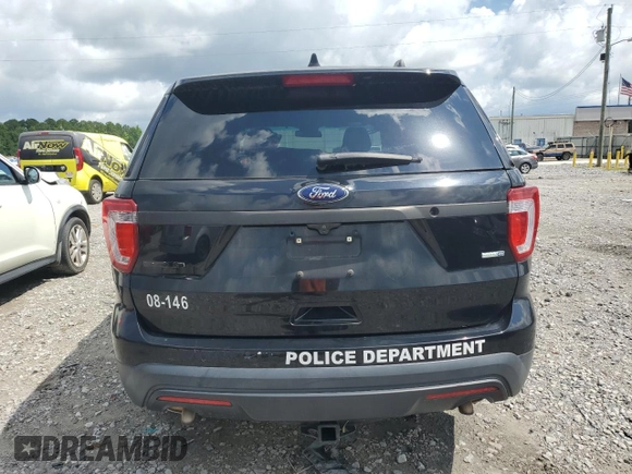 2017 Ford Police Interceptor Utility z VIN 1FM5K8AR5HGA17161, wystawiony jako Copart lot #60197085 z przebiegiem Nie podano mil oraz Szkoda całkowita • Salvage title. Historia ofert i sprzedaży dostępna na DreamBid. Obrazek 6.