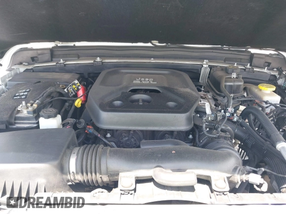 2021 Jeep Wrangler Unlimited Sahara Altitude z VIN 1C4HJXEN7MW518395, wystawiony jako IAAI lot #42484314 z przebiegiem 55 000 mil mil oraz . Historia ofert i sprzedaży dostępna na DreamBid. Obrazek 10.