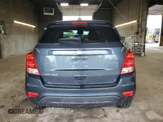2021 Chevrolet Trax LS z VIN KL7CJNSB1MB336852, wystawiony jako Copart lot #58030405 z przebiegiem 20 908 mil mil oraz Szkoda całkowita • Salvage title. Historia ofert i sprzedaży dostępna na DreamBid. Obrazek 6.