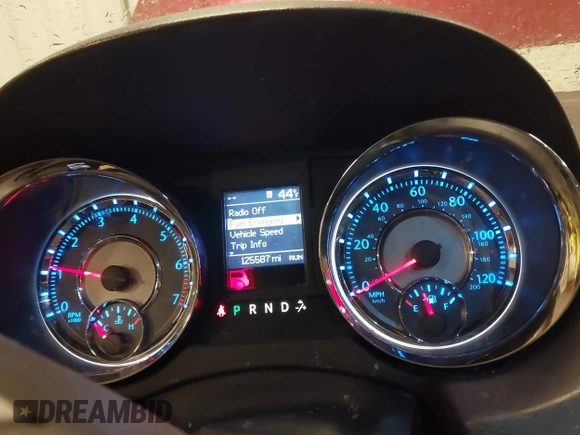 2015 Chrysler Town & Country Touring L with VIN 2C4RC1CG8FR525304, listed as a IAAI auction lot 41829438 with 125,587 mi miles and . Bid and sale history available at DreamBid. Image 7.