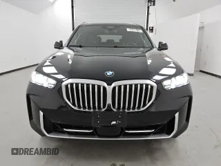 2025 BMW X5 sDrive40i with VIN 5UX13EU0XS9W28437, listed as a Copart auction lot 53400415 with 38,698 mi miles and Clean Title. Bid and sale history available at carsss.com. Image 5.