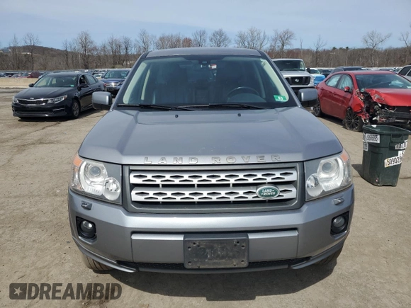 2011 Land Rover LR2 HSE z VIN SALFR2BN4BH269734, wystawiony jako Copart lot #51897055 z przebiegiem 148 253 mil mil oraz Czysty tytuł • Clean title. Historia ofert i sprzedaży dostępna na DreamBid. Obrazek 5.
