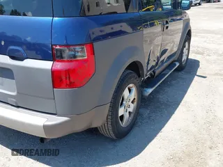 2003 Honda Element EX z VIN 5J6YH28583L013874, wystawiony jako IAAI lot #42516680 z przebiegiem 326 804 mil mil oraz . Historia ofert i sprzedaży dostępna na DreamBid. Obrazek 6.
