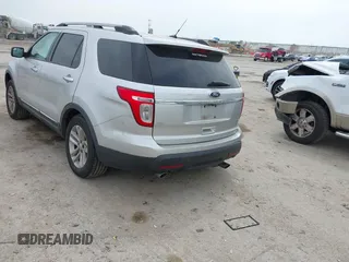 2012 Ford Explorer XLT z VIN 1FMHK7D84CGA53376, wystawiony jako IAAI lot #42050839 z przebiegiem 204 314 mil mil oraz . Historia ofert i sprzedaży dostępna na DreamBid. Obrazek 3.