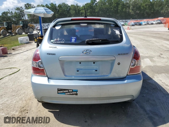 2010 Hyundai Accent GS с VIN KMHCM3AC4AU152803, выставлен на аукционе Copart как лот 57549265 с пробегом 131 396 миль миль и Списание • Salvage title. История ставок и продаж доступна на DreamBid. Изображение 6.