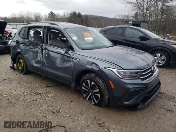 2022 Volkswagen Tiguan S z VIN 3VV1B7AX0NM131082, wystawiony jako Copart lot #47800415 z przebiegiem 59 966 mil mil oraz Szkoda całkowita • Salvage title. Historia ofert i sprzedaży dostępna na DreamBid. Obrazek 4.