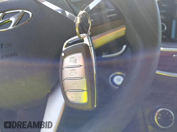 2019 Hyundai Tucson Value with VIN KM8J3CA46KU935335, listed as a IAAI auction lot 42296162 with 65,099 mi miles and . Bid and sale history available at DreamBid. Image 11.