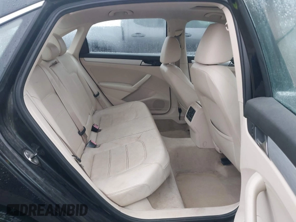 2013 Volkswagen Passat SE с VIN 1VWBH7A33DC052582, выставлен на аукционе IAAI как лот 41431178 с пробегом 127 072 миль миль и . История ставок и продаж доступна на DreamBid. Изображение 8.