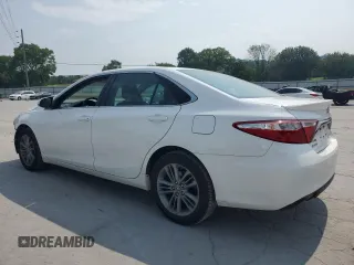 2015 Toyota Camry XLE z VIN 4T1BF1FK7FU105038, wystawiony jako Copart lot #59370355 z przebiegiem 76 870 mil mil oraz Szkoda całkowita • Salvage title. Historia ofert i sprzedaży dostępna na DreamBid. Obrazek 2.