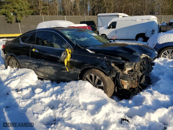 2014 Honda Accord Coupe EX-L with VIN 1HGCT2B85EA007211, listed as a Copart auction lot 86754694 with 0 mi miles and Salvage Title. Bid and sale history available at carsss.com. Image 4.