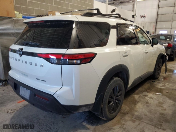 2023 Nissan Pathfinder SV with VIN 5N1DR3BC2PC214038, listed as a Copart auction lot 81183754 with 29,961 mi miles and Salvage Title. Bid and sale history available at carsss.com. Image 3.