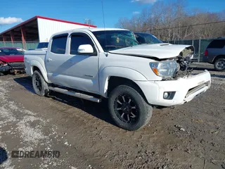 2015 Toyota Tacoma with VIN 3TMLU4EN8FM200529, listed as a IAAI auction lot 41602598 with 98,456 mi miles and . Bid and sale history available at DreamBid. Image 1.