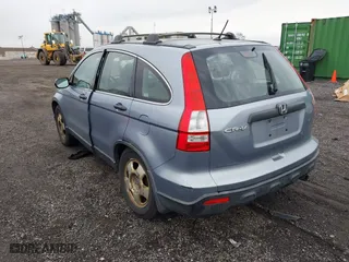 2008 Honda CR-V LX with VIN JHLRE48368C015467, listed as a IAAI auction lot 42046946 with 188,723 mi miles. Bid and sale history available at carsss.com. Image 3.