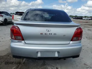 2001 Toyota ECHO z VIN JTDBT123210200750, wystawiony jako Copart lot #71556034 z przebiegiem 164 856 mil mil oraz Szkoda całkowita • Salvage title. Historia ofert i sprzedaży dostępna na DreamBid. Obrazek 6.