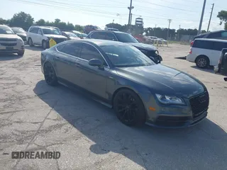 2013 Audi A7 Prestige с VIN WAU2GAFC3DN011060, выставлен на аукционе IAAI как лот 42792939 с пробегом 101 115 миль миль и . История ставок и продаж доступна на DreamBid. Изображение 1.
