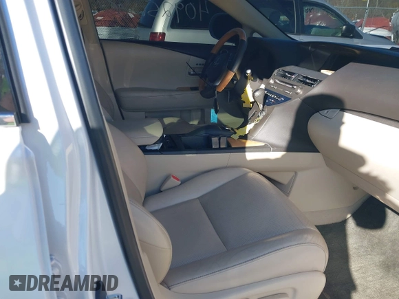 2015 Lexus RX 450h with VIN 2T2BC1BA7FC004519, listed as a IAAI auction lot 40925076 with 157,984 mi miles and . Bid and sale history available at DreamBid. Image 5.