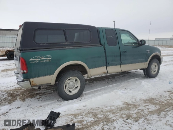 2000 Ford F-150 XL with VIN 2FTRX18L5YCB19092, listed as a Copart auction lot 43812505 with 139,503 mi miles and Salvage Title. Bid and sale history available at carsss.com. Image 3.