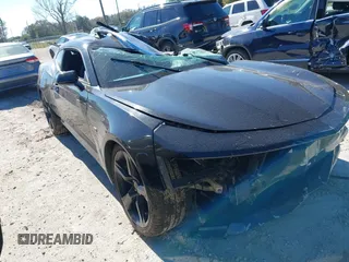2018 Chevrolet Camaro 1LT with VIN 1G1FB1RS2J0121282, listed as a IAAI auction lot 41286376 with Not Provided miles and . Bid and sale history available at carsss.com. Image 1.