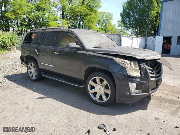 2015 Cadillac Escalade Luxury with VIN 1GYS4BKJ8FR229040, listed as a Copart auction lot 58475784 with 0 mi miles and Salvage Title. Bid and sale history available at carsss.com. Image 4.