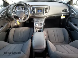 2016 Chrysler 200 Touring z VIN 1C3CCCFB7GN192548, wystawiony jako Copart lot #86601554 z przebiegiem 114 912 mil mil oraz Szkoda całkowita • Salvage title. Historia ofert i sprzedaży dostępna na DreamBid. Obrazek 8.